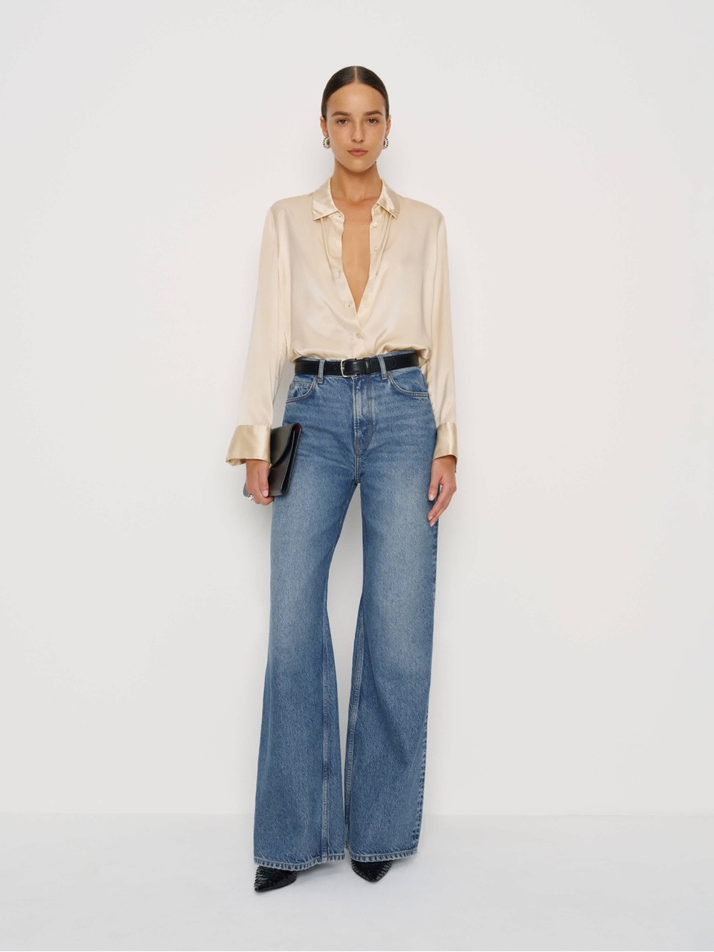 Reformation Cary Wide-Leg High-Rise Jeans in Medium Blue
